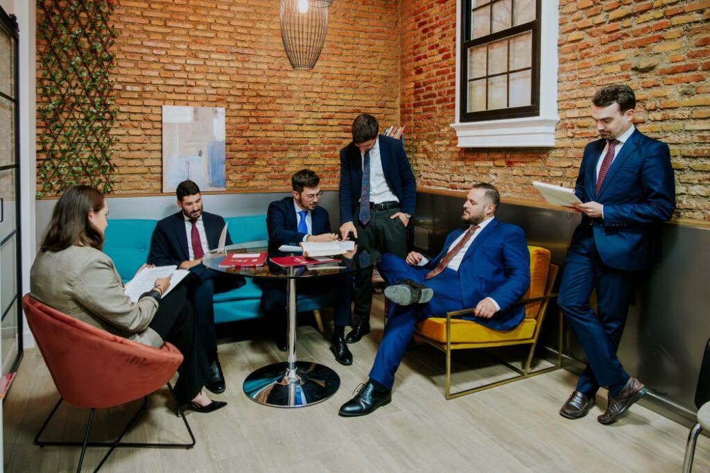 POZO Abogados & Asociados